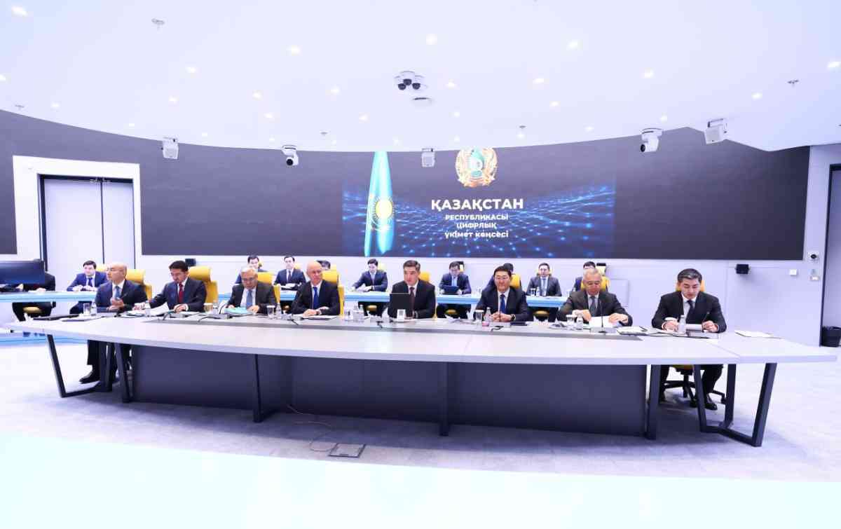 Бектенов шетелдік инвестициялар тарту мәселесі бойынша кеңес өткізді