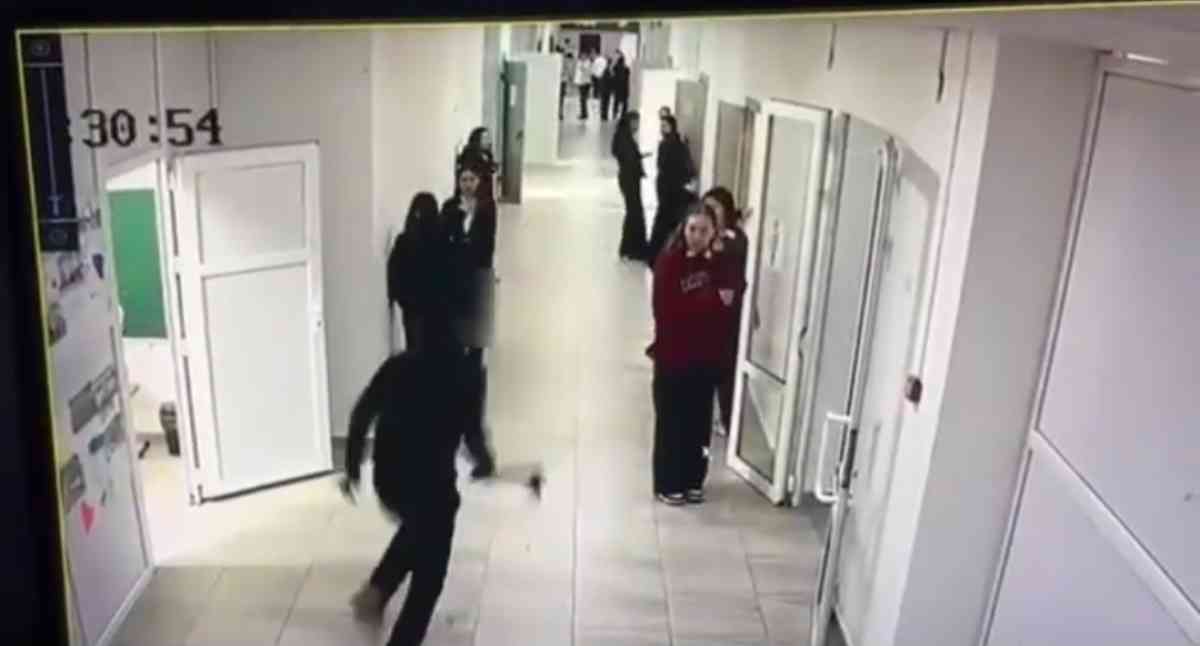 Құлсарыда сыныптастарын балтамен қуалаған оқушыға қатысты қылмыстық іс қозғалды