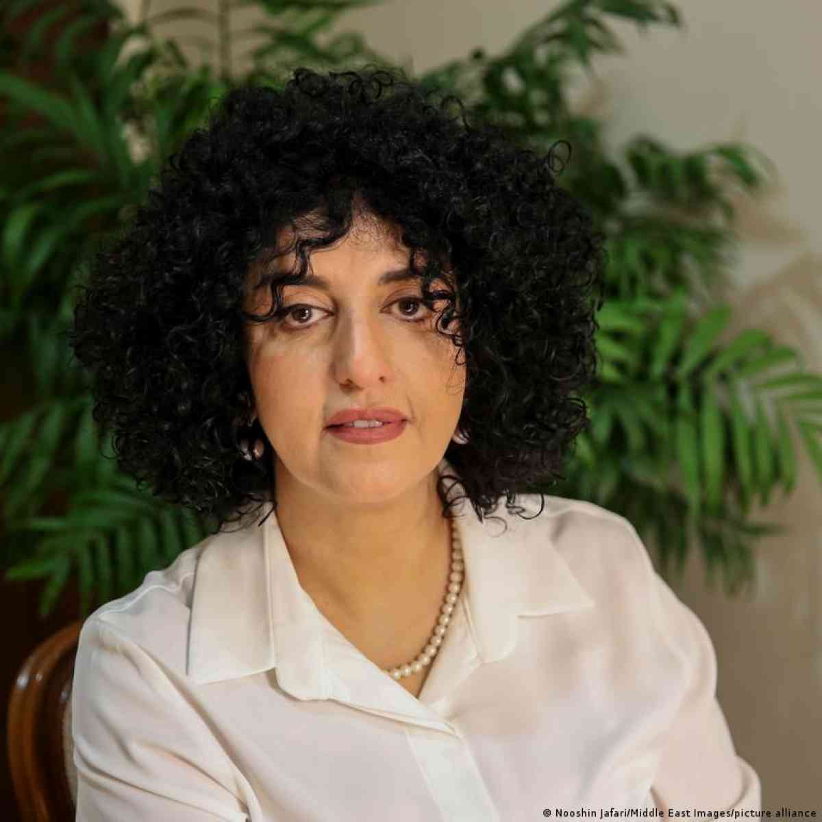 Нобель сыйлығының лауреаты 7,5 жылға сотталды