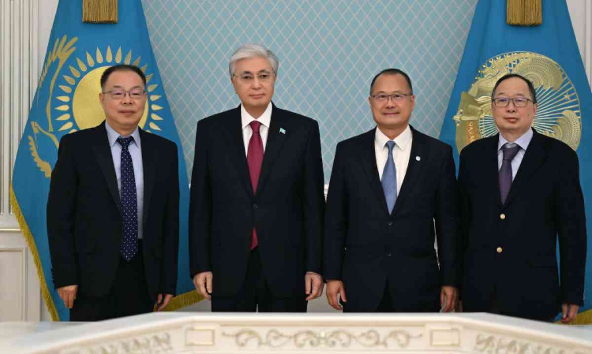 Мемлекет басшысы Sunwah Group корпорациясының төрағасын қабылдады