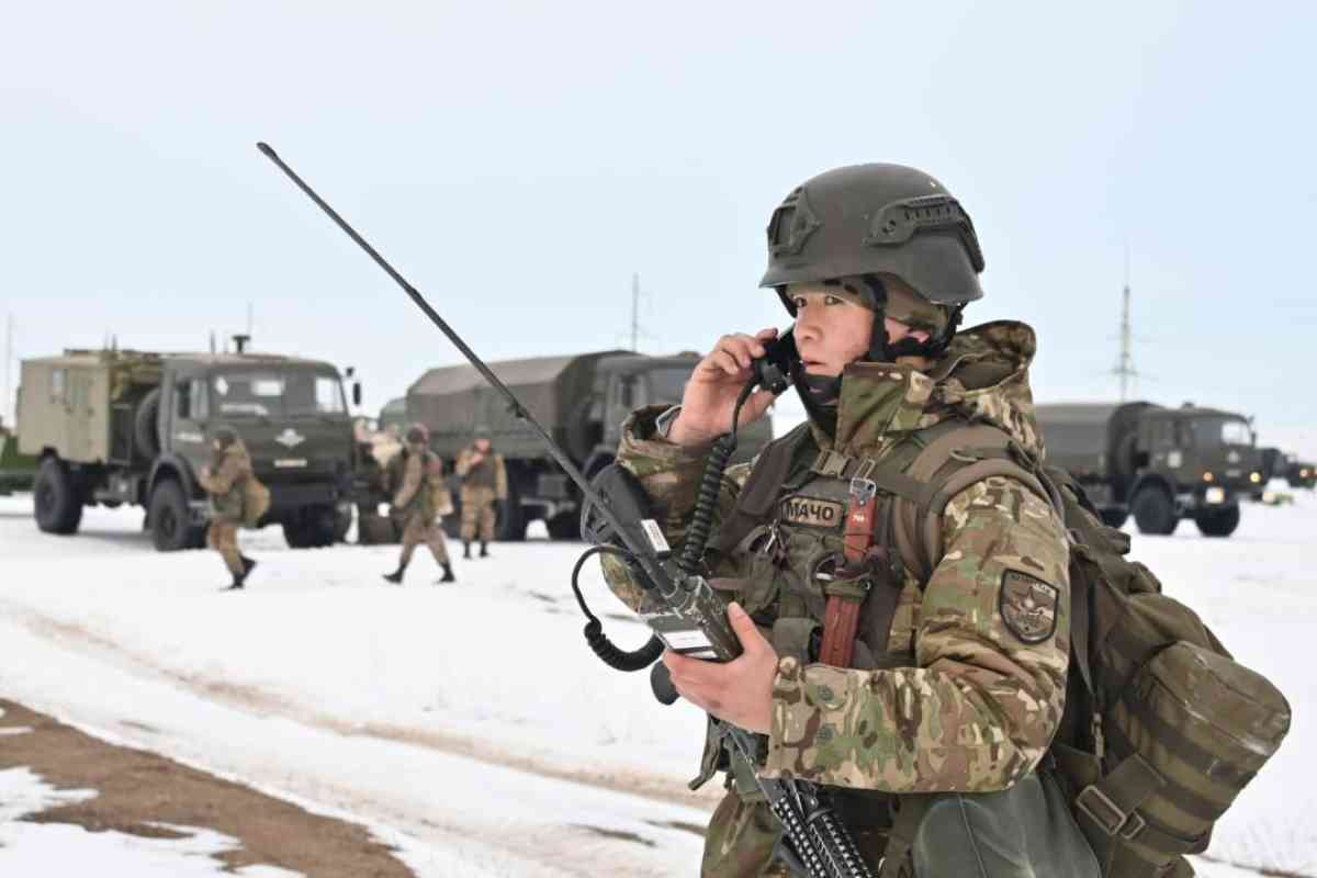 Қорғаныс министрінің тапсырмасымен десантшылардың жауынгерлік даярлығы тексерілді