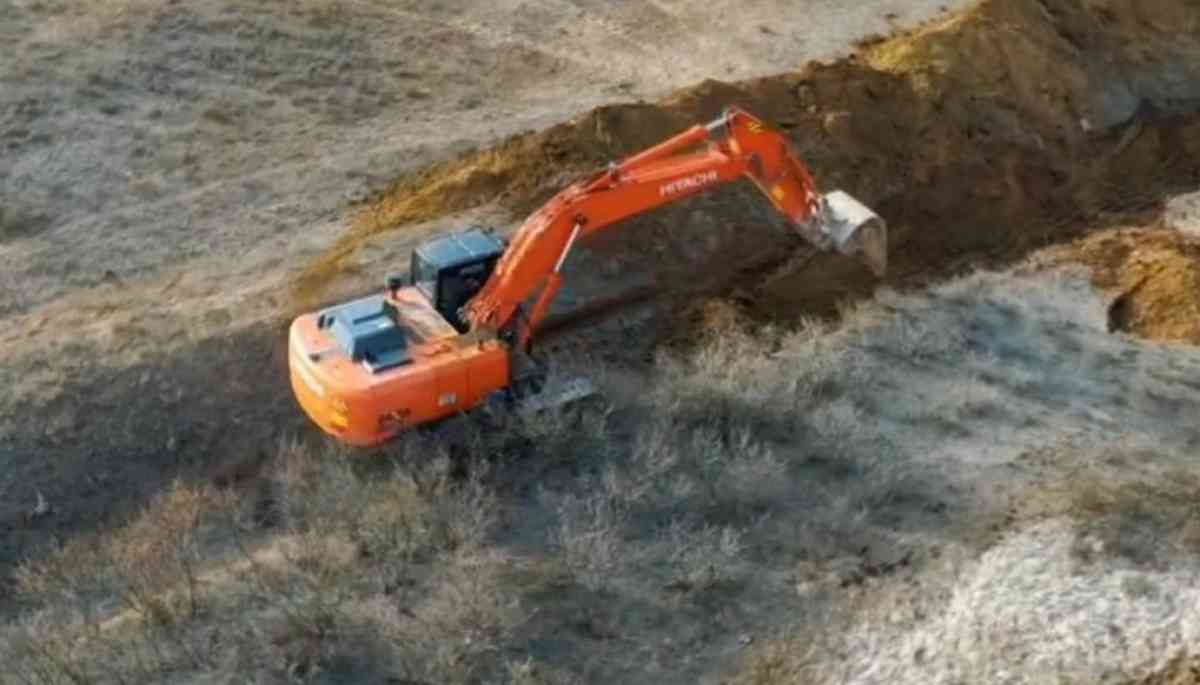 Талас ауданындағы 40 жыл тазартылмаған канал қайта жаңғыртылуда