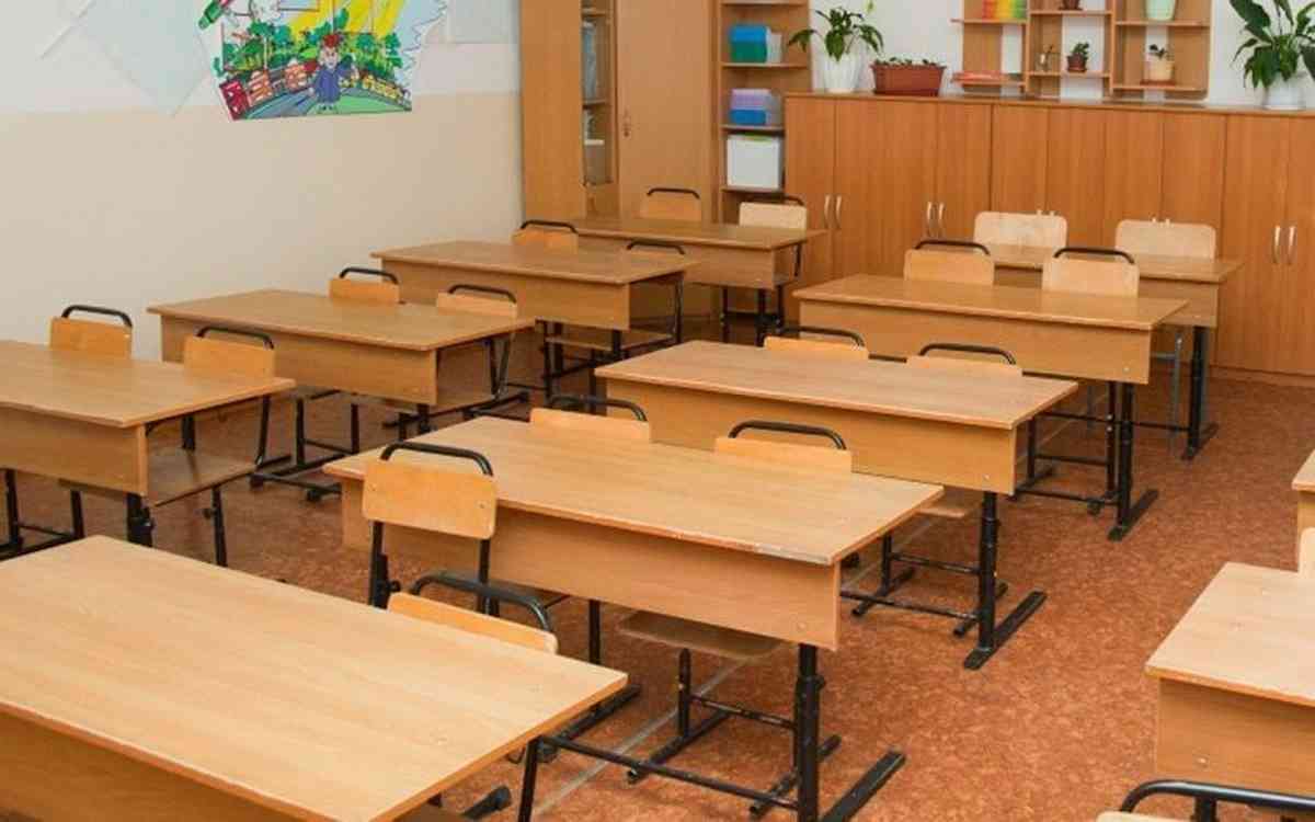 Таразда 318 оқушыны лицензиясыз оқытқан лицей жауапқа тартылды