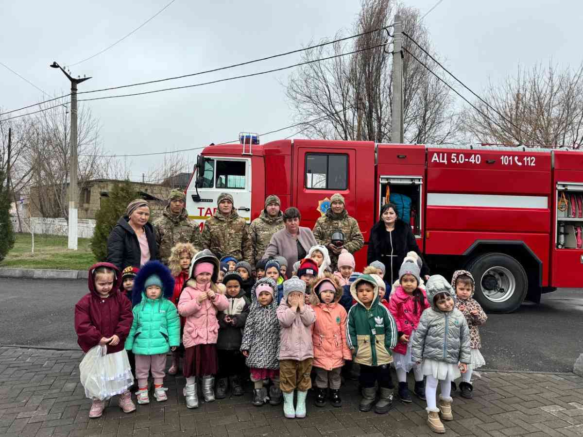 Құтқарушылар балаларға өрт қауіпсіздігі туралы түсіндірді