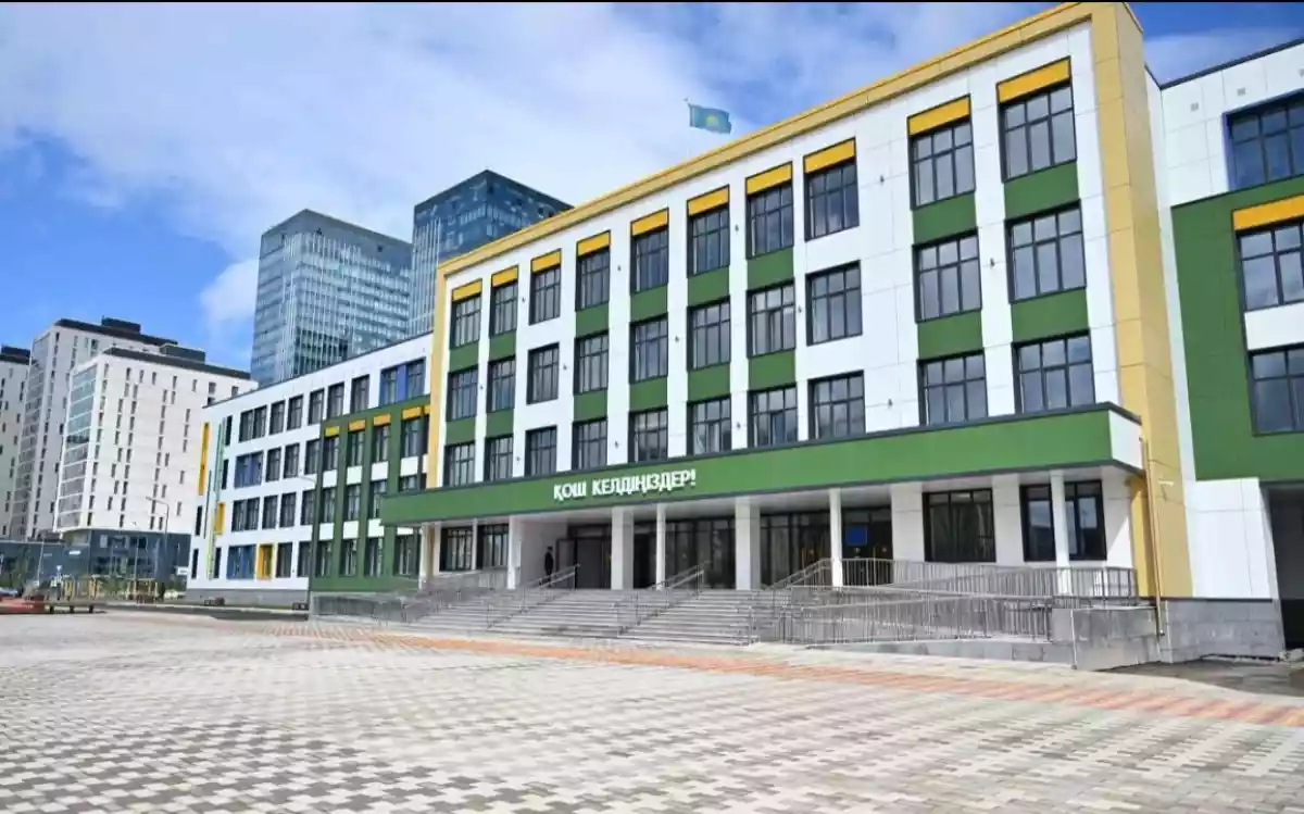 «Келешек мектептері» жобасы аясында 460 мың оқушы орны ашылды