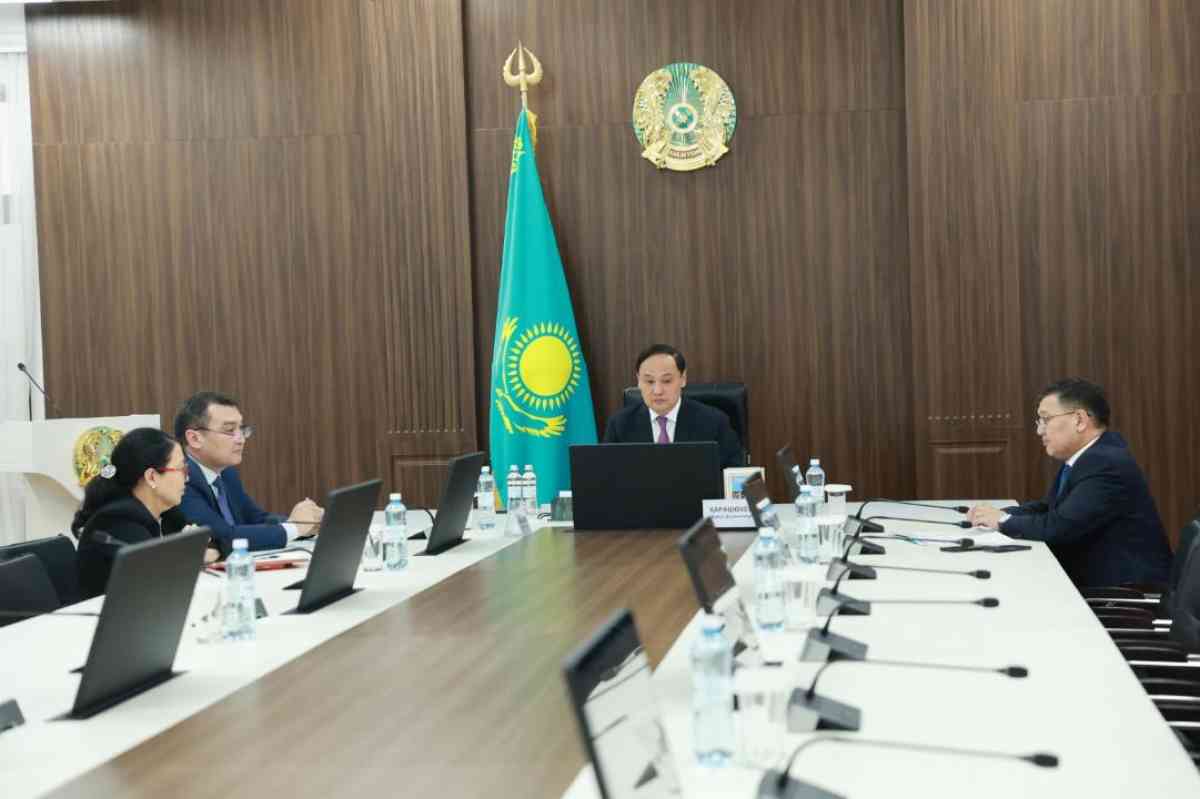 Жамбылда ауыл мектептерінің оқу кабинеттері жаңартылып жатыр