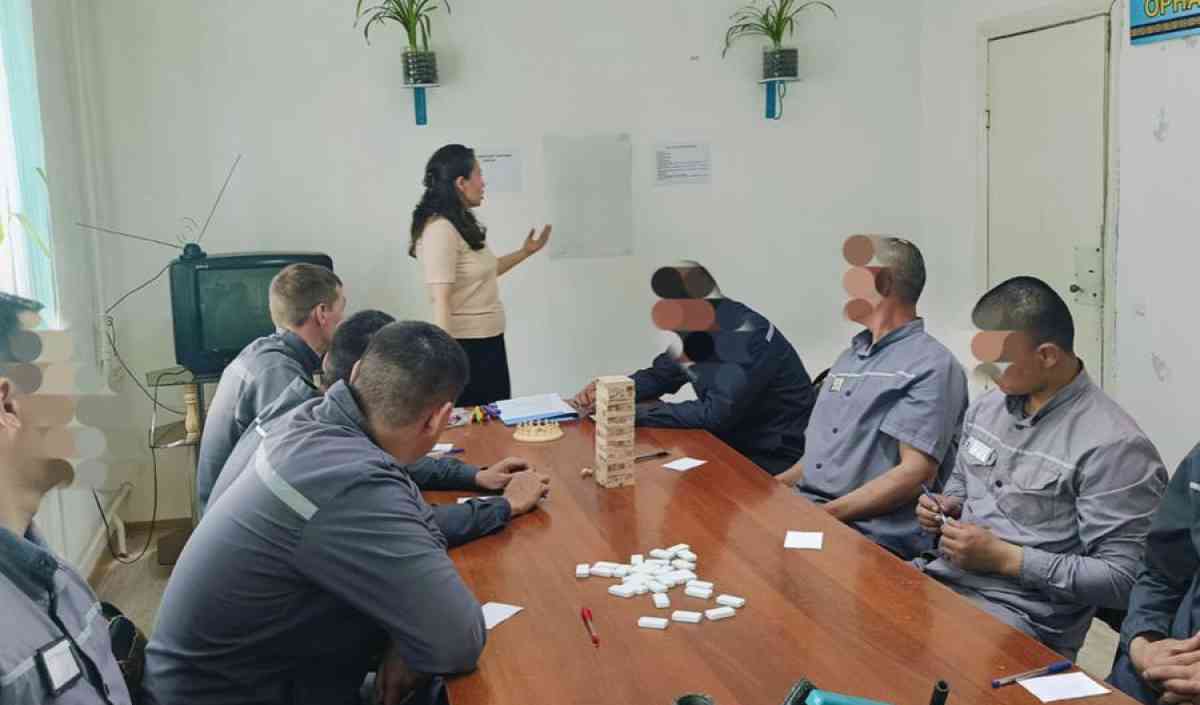 «Күйзеліс жағдайларынан қалай арылуға болады» тақырыбында тренинг өтті