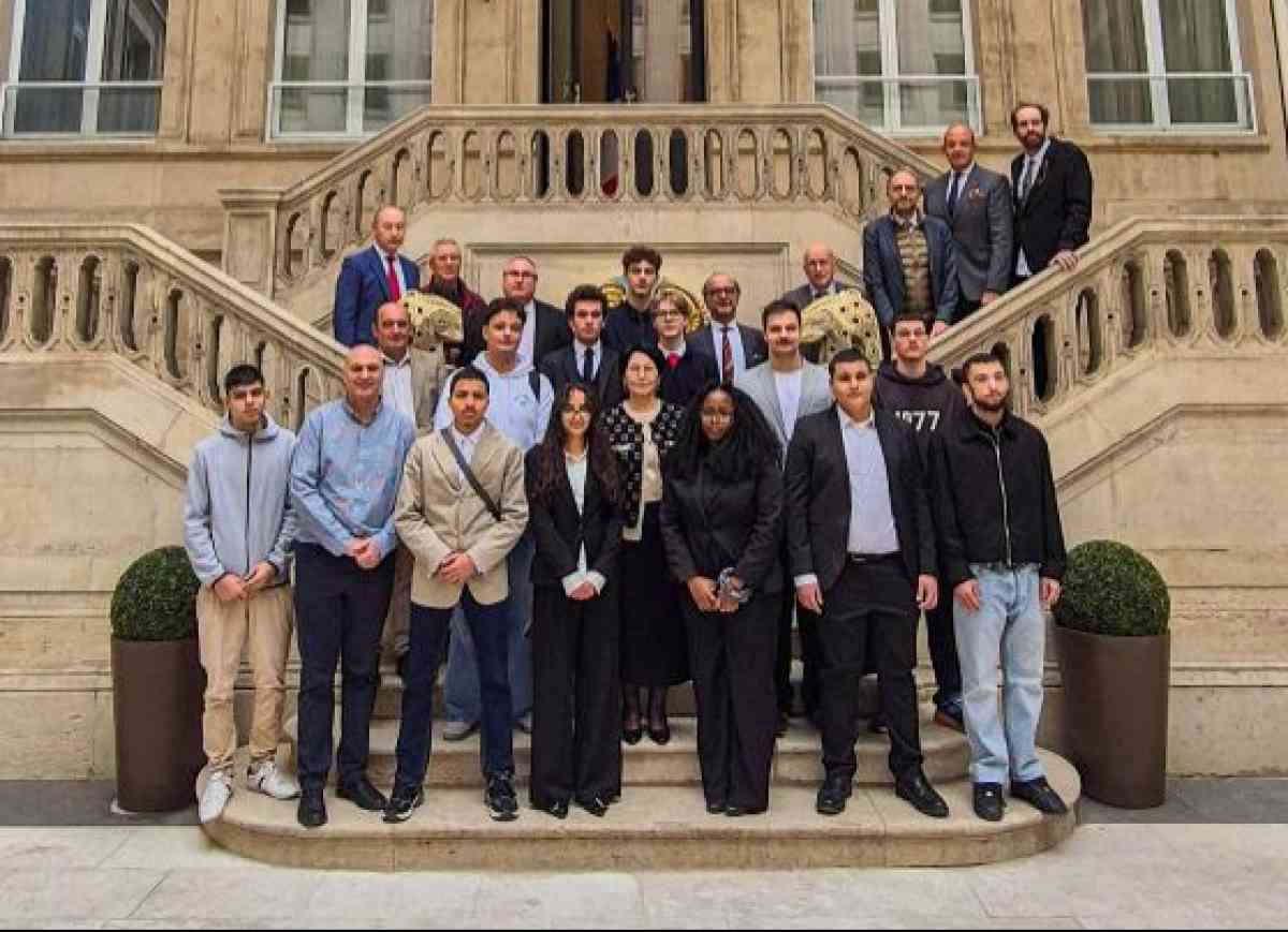 Француз оқушылары Қазақстанда оқу-тәжірибелік бағдарламадан өтеді