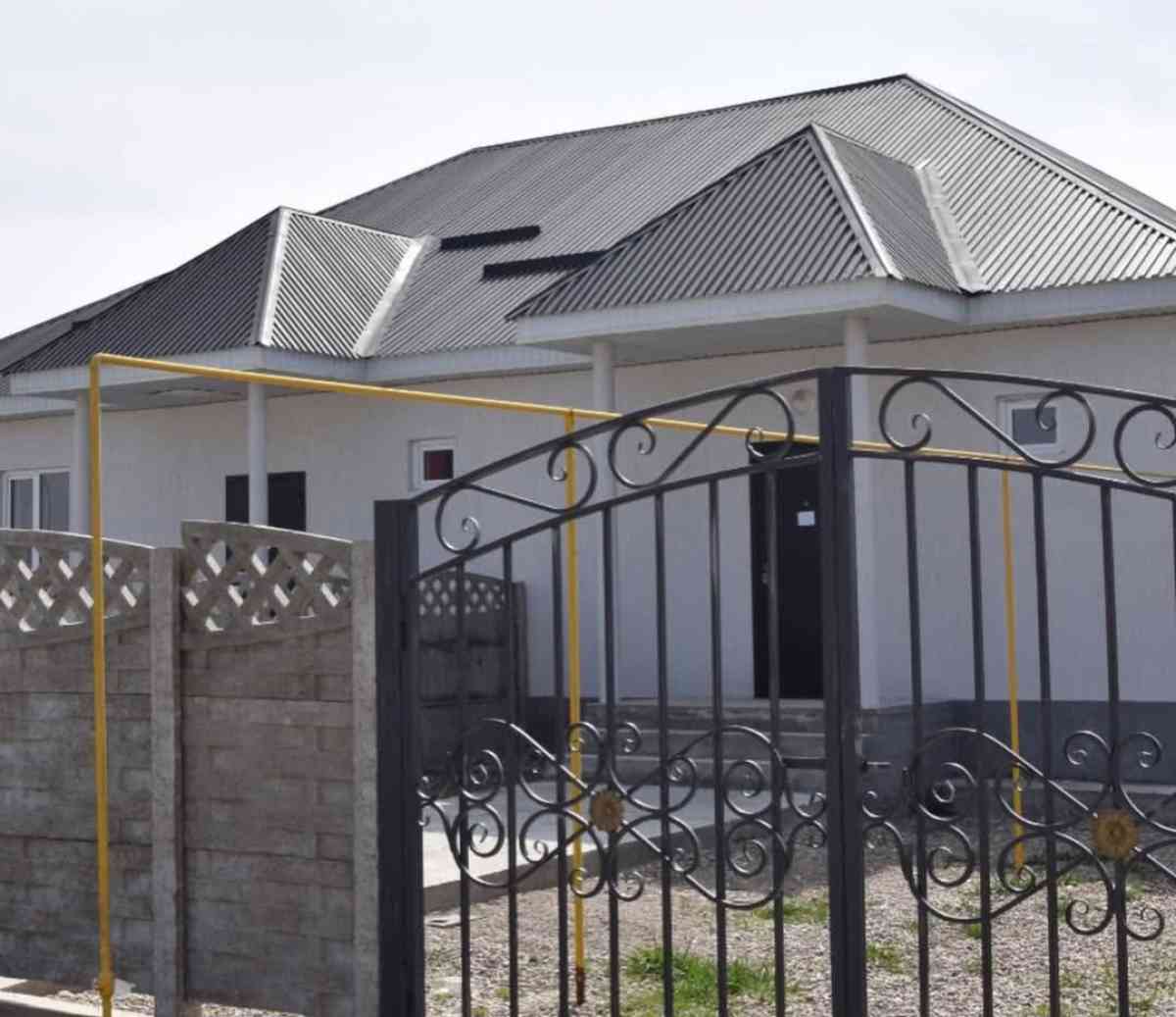 Айшабибі ауылында 10 отбасы жаңа баспанаға ие болды