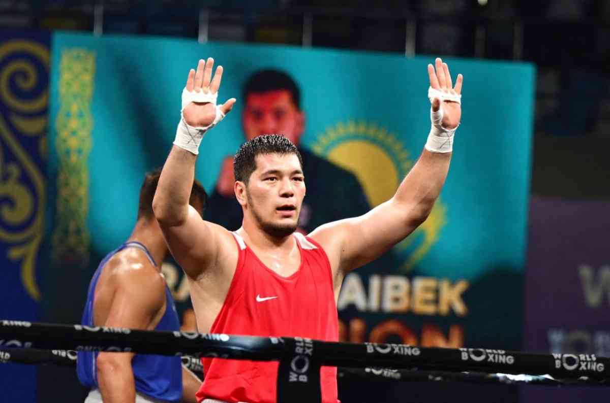 Азия чемпионаты: Айбек Оралбай жартылай финалға жолдама алды