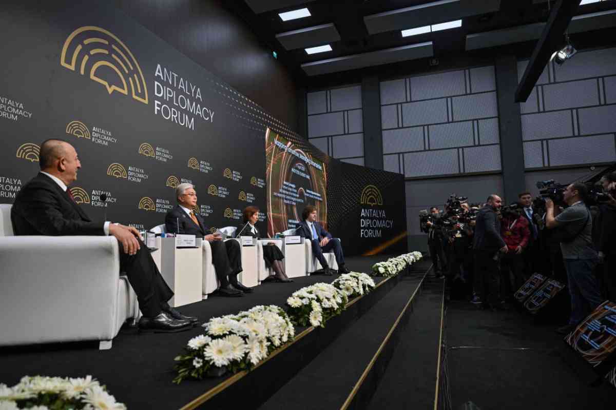 Анталия форумы: Президент халықаралық институттарды жетілдіру жөніндегі ойымен бөлісті