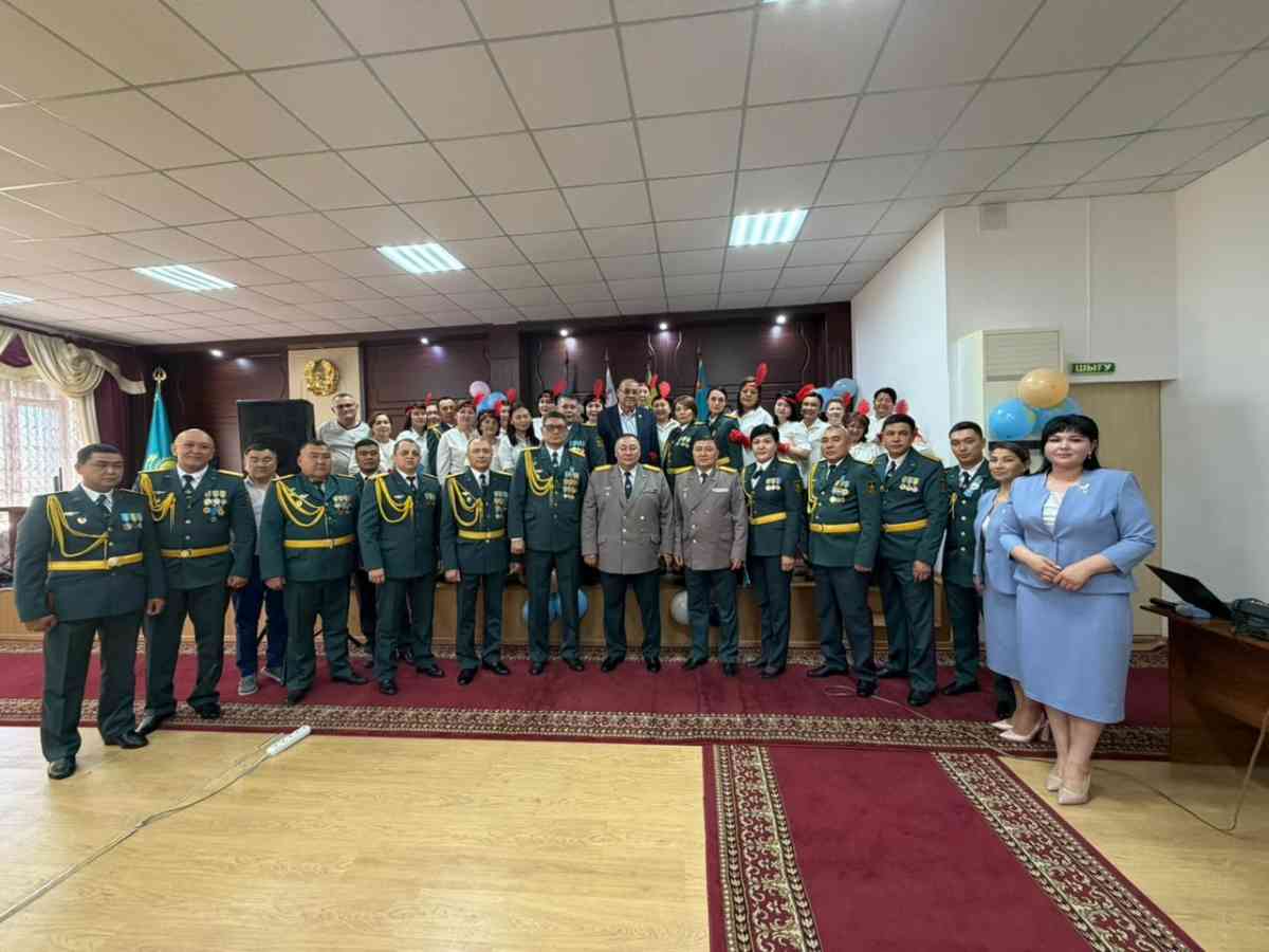 Таразда Отан қорғаушылар күніне орай «Айбынды елдің ұрпағы» атты әдеби кеш өтті